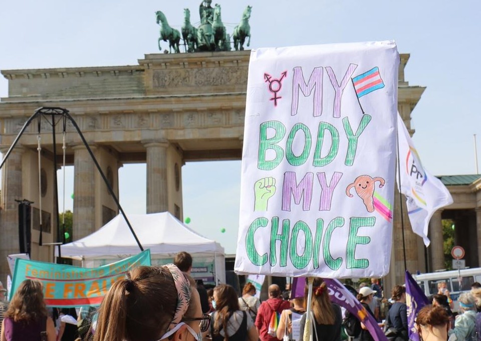 Read more about the article Kein Fußbreit dem Antifeminismus